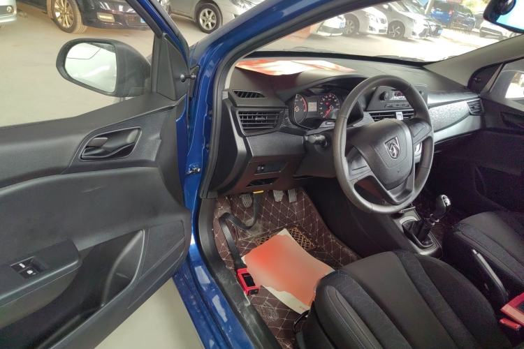 Used Baojun 310W 2017 1.2L Manual Value Edition China V
