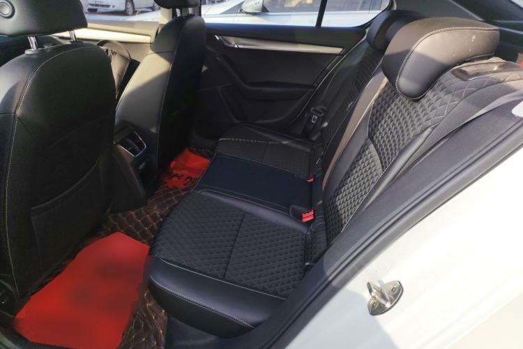 Used Skoda Octavia 2019 TSI230 DSG SmartDrive Luxury Edition China VI