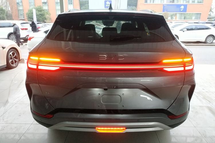 Used BYD Song PLUS New Energy 2025 EV Intelligent Driving Version 520km Premium Model
