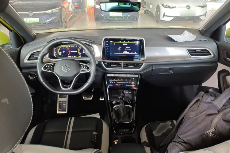 Used Volkswagen T-ROC 2023 300TSI DSG Two-Wheel Drive Starlight Edition
