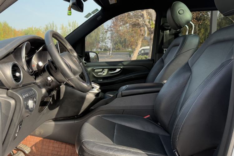 Used Mercedes-Benz V-Class 2018 V 260 AMG Sport Edition China V Emission Standard
