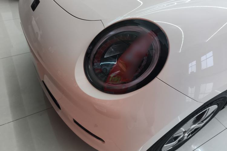 Used  3 2025 330km Freedom Edition