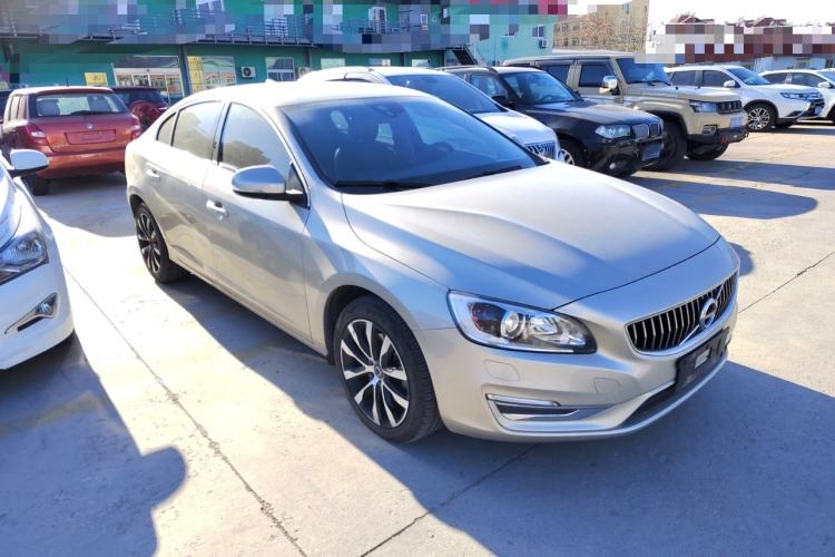 Used Volvo S60 2018 S60L T3 Smart Progress Edition

