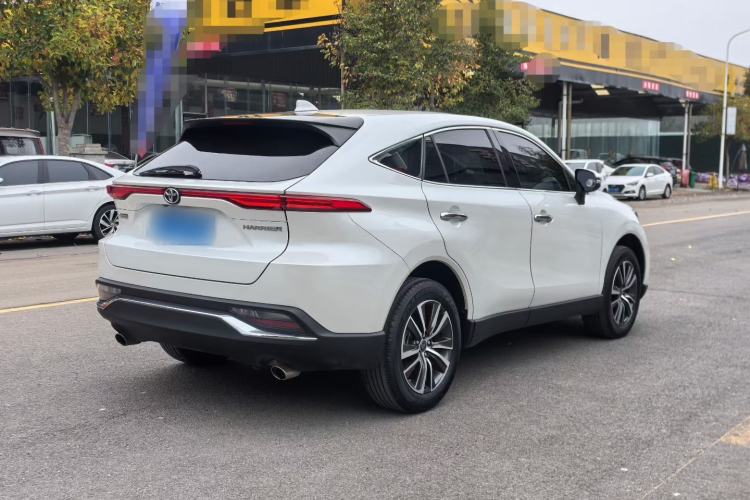 Used Toyota Harrier 2022 2.0L CVT Two-Wheel Drive Entry Version
