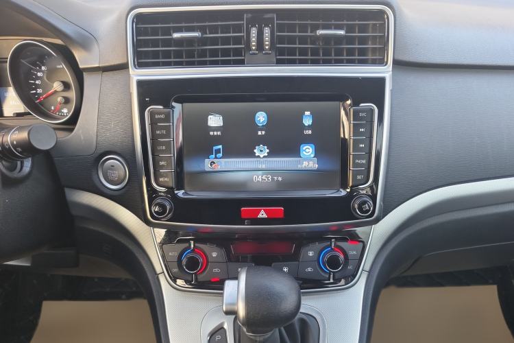 Used Haval M6 2019 1.5T DCT Two-Wheel Drive Value Edition China VI Standard
