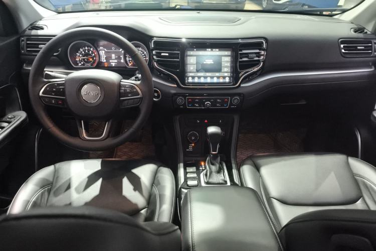 Used  Grand Commander 2022 2.0T Four-Wheel Drive Luxury Edition