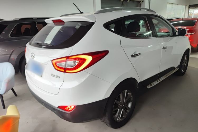 Used Hyundai ix35 2015 2.0L Automatic 2WD Smart Type China IV