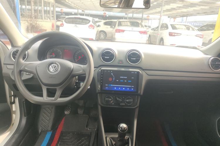 Used Volkswagen Jetta 2017 1.4L Manual Fashion Edition