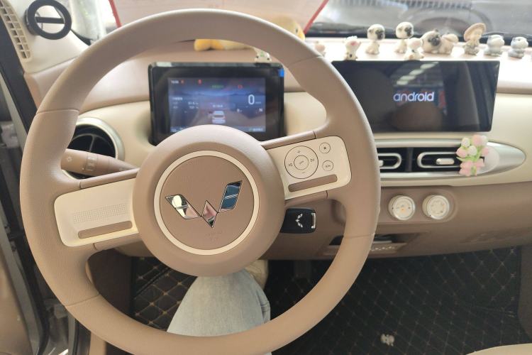 Used Wuling Hongguang MINIEV 2025 Four-Door Version Advanced Edition
