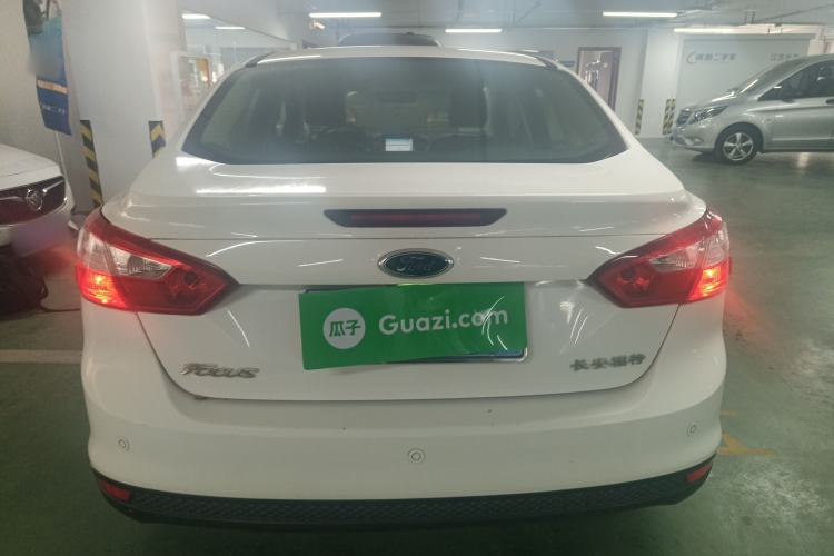 Used Ford Focus 2012 Sedan 1.6L Automatic Fashion Edition