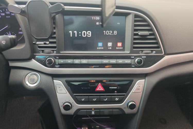 Used Hyundai Elantra 2016 1.6L Automatic ZhiXuan – Elite Version
