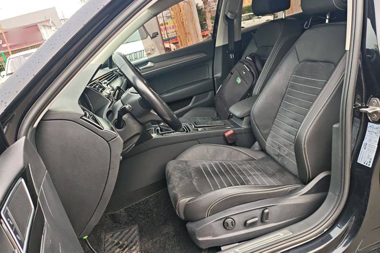 Used Volkswagen Magotan 2020 330TSI DSG Luxury Edition
