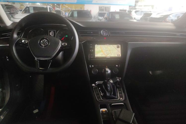 Used Volkswagen Magotan 2019 330TSI DSG Luxury Version China VI Standard
