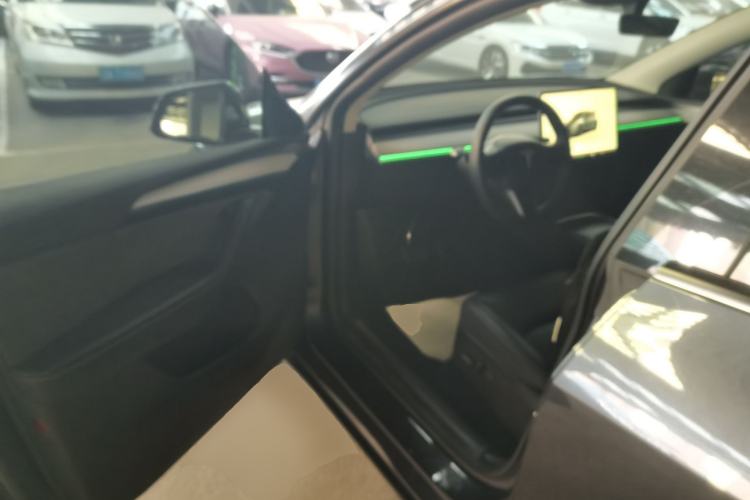 Used Tesla Model Y 2024 Rear-Wheel-Drive Version
