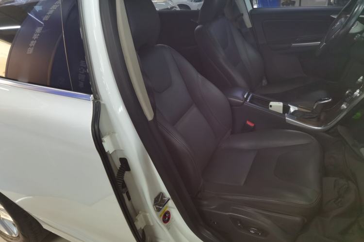 Used Volvo XC60 2017 T5 Smart Upgrade Edition