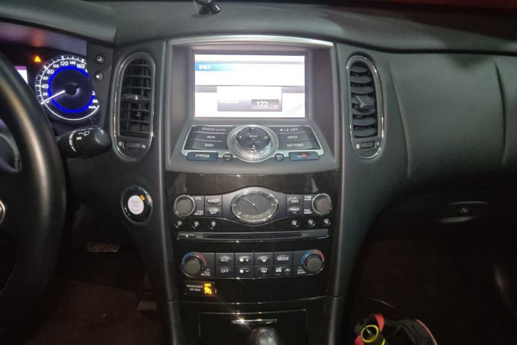 Used Infiniti QX50 2015 2.5L Comfort Edition
