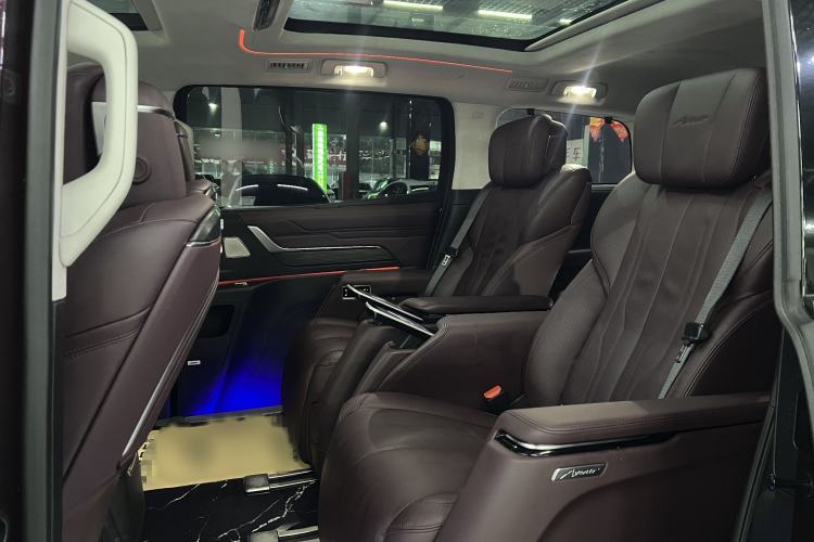 Used Buick Century 2023 2.0T Six-Seater Yinshi Edition
