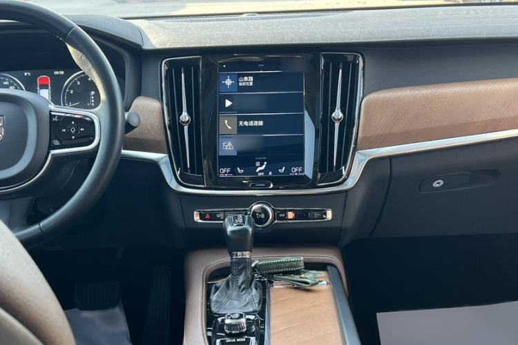 Used Volvo S90 2019 T5 Zhiyuan Edition
