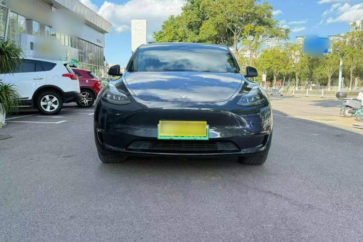 Used Tesla Model Y 2024 Long-Range All-Wheel-Drive Version