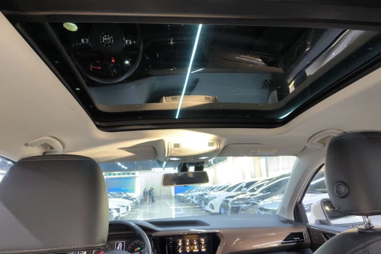 Used Volkswagen Tharu 2020 280TSI Two-Wheel Drive Luxury Plus Version China VI Standard