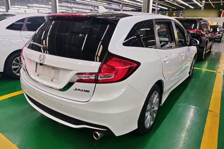 Used Honda Jade 2017 1.8L automatic Comfort version 5 seats
