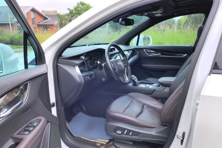 Used Cadillac XT6 2020 28T Six-Seater Four-Wheel-Drive Luxury Version
