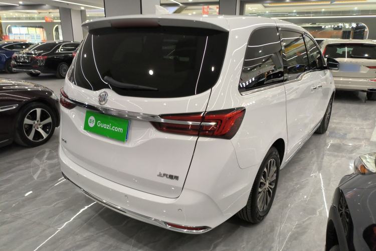 Used Buick GL8 2023 Facelifted Land Cruiser Executive Luxury Version