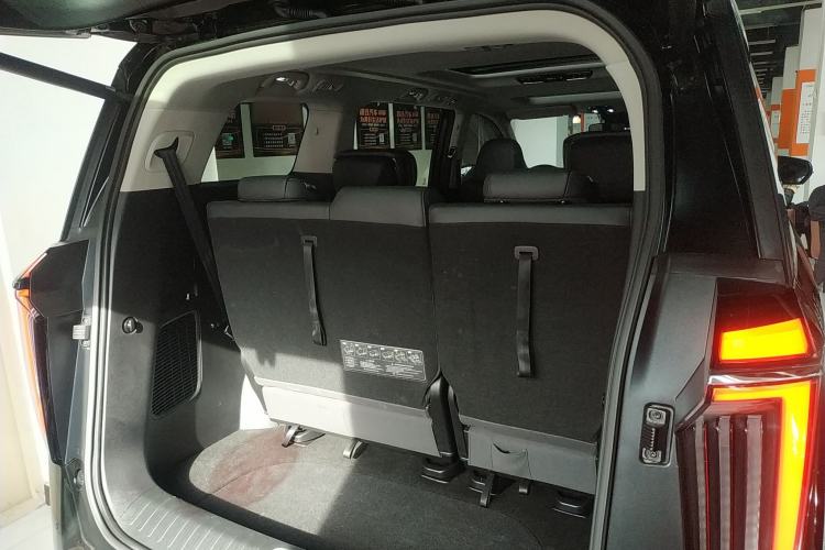 Used GAC Trumpchi M8 2024 Master Series 400T Prestige Edition
