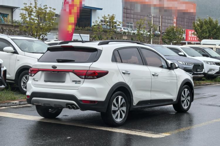 Used Kia KX Cross 2017 1.4L AT GLS
