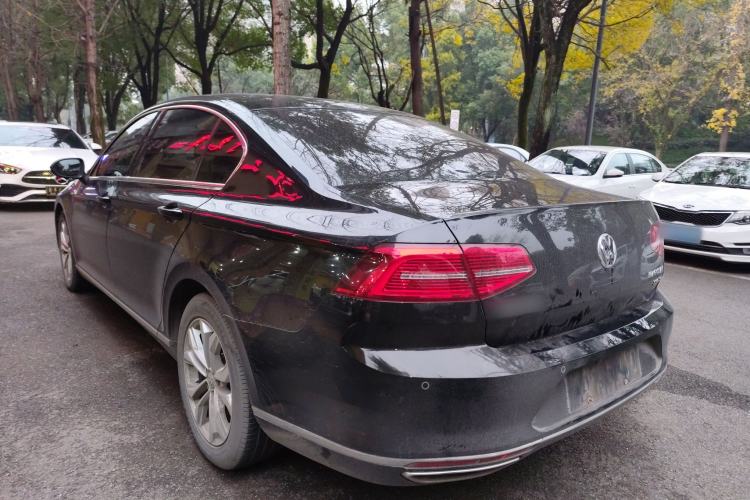 Used Volkswagen Magotan 2018 Facelift 330TSI DSG Luxury Model
