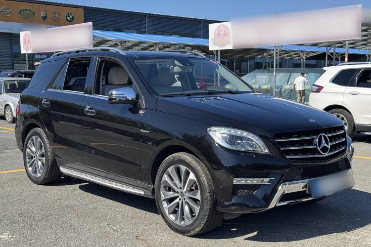 Used Mercedes-Benz M-Class 2014 ML 400 4MATIC Dynamic Model