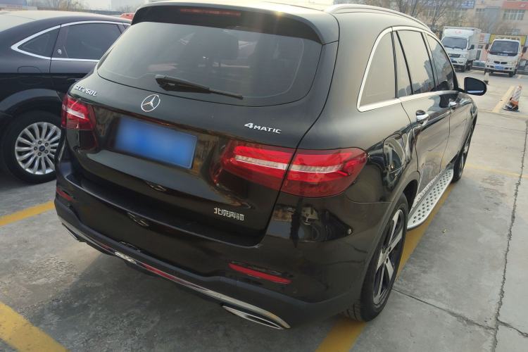 Used Mercedes-Benz GLC 2019 Facelift GLC 260 L 4MATIC Luxury Model
