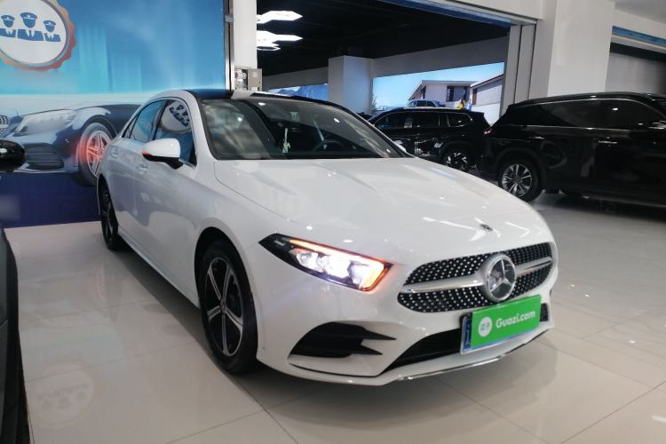 Used Mercedes-Benz A-Class 2022 Revised Version A 200 L Sport Sedan Fashionable Style