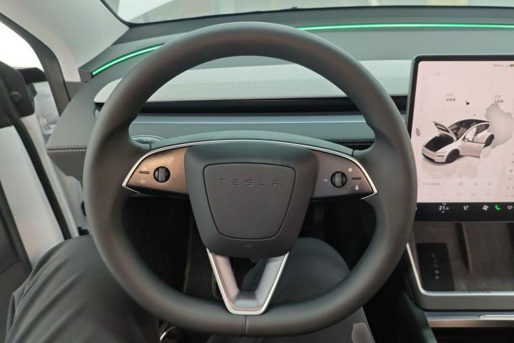 Used Tesla Model Y 2025 Long-Range All-Wheel Drive First Edition