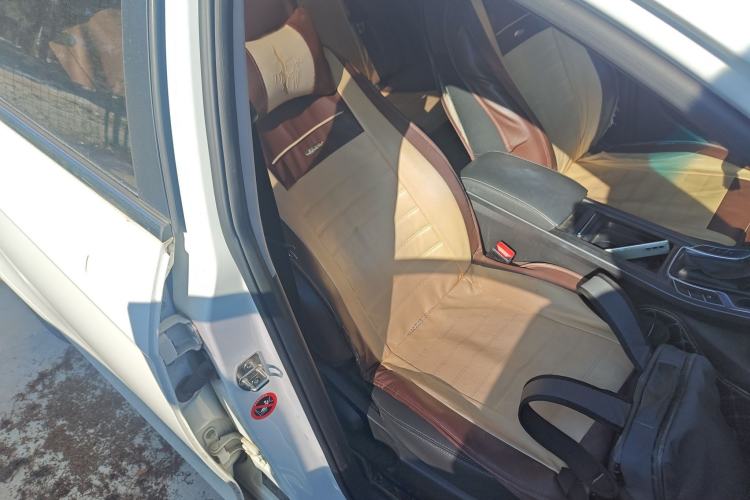 Used Geely Auto Emgrand 2019 Leading Edition 1.5L CVT Upward Asian Games Edition China VI
