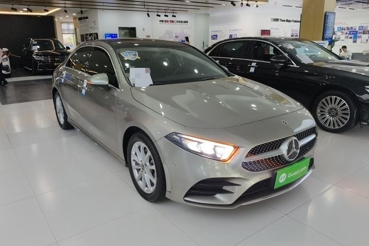 Used Mercedes-Benz A-Class 2020 Restyled A 200 L Sport Sedan Fashion Version
