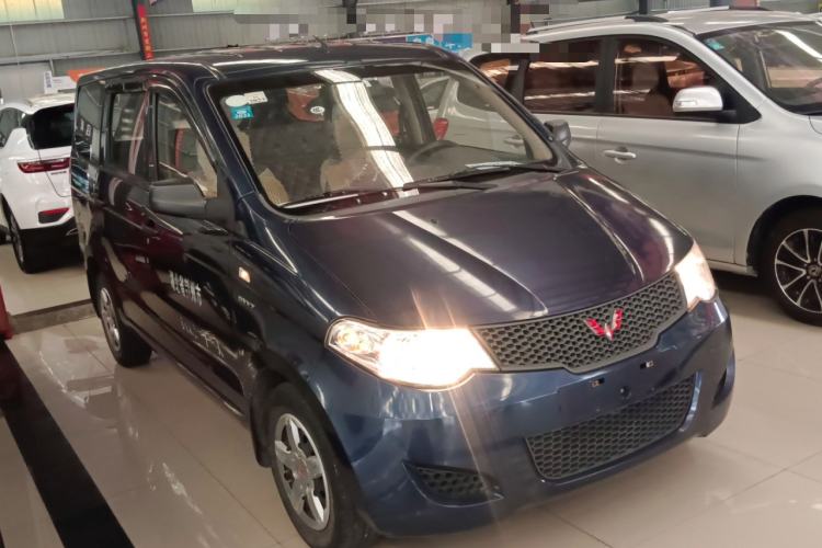 Used Wuling Hongguang 2014 1.5L Base Version
