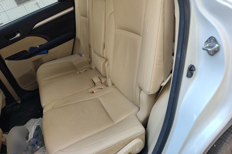 Used Toyota Highlander 2017 2.0T Four-Wheel Drive Luxury Edition 7 Seats