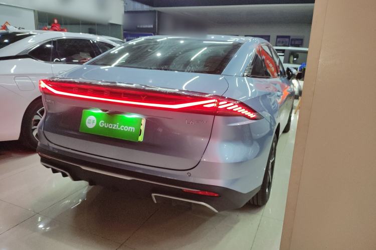 Used  L6 2025 EM-i 140km Starship Edition