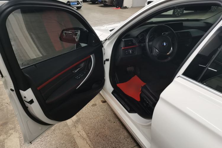 Used BMW 3 Series 2014 320Li Anniversary Limited Edition
