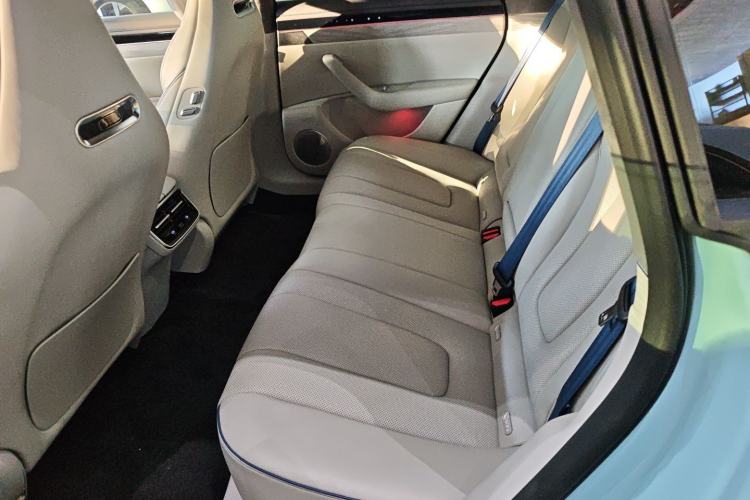 Used Hima Luxeed S7 2025 785 km Ultra
