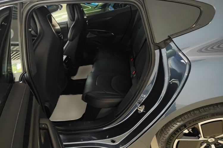 Used  SU7 2024 Rear-Drive Long-Range Intelligent Driving Version