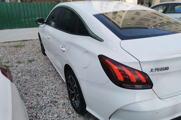 Used MG 5 2021 180 DVVT CVT Youth Luxury Edition
