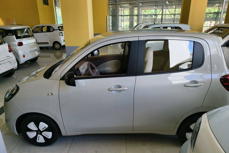 Used Wuling Hongguang MINIEV 2025 Four-Door Version Advanced Edition
