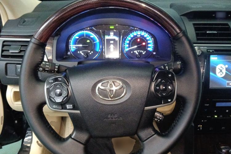 Used Toyota Camry 2015 Dual-Engine 2.5 HG Luxury Navigation Edition