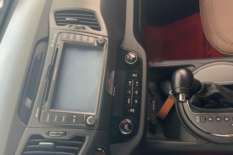 Used Kia Sportage R 2014 2.0L Automatic Two-Wheel Drive GLS Trim
