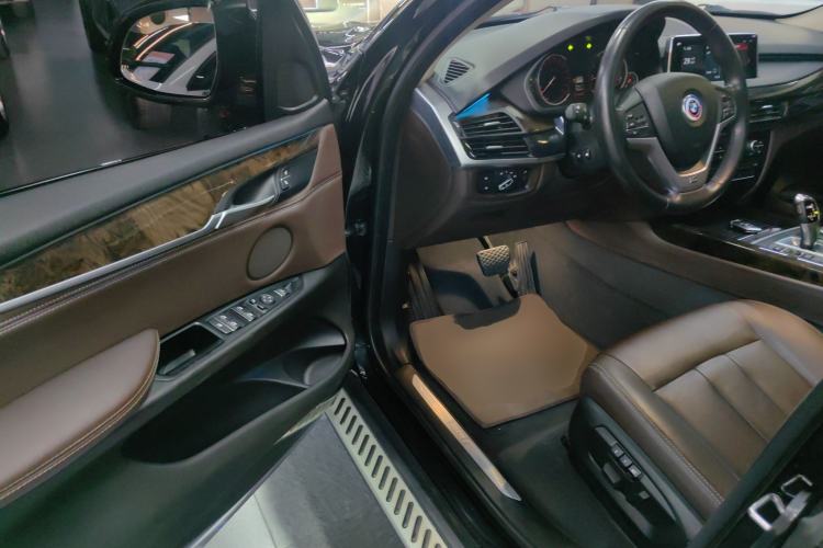 Used BMW X5 2018 xDrive28i