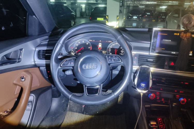 Used Audi A6L 2018 30th Anniversary Edition 35 TFSI Fashion Model
