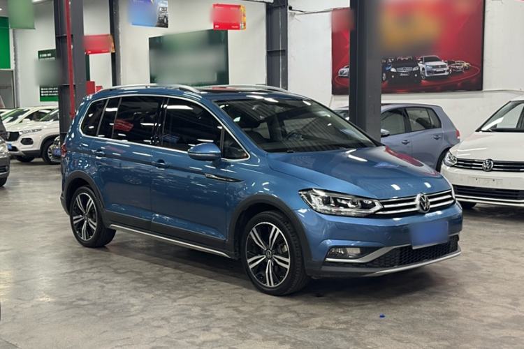 Used Volkswagen Touran 2021 Volkswagen Touran L 280TSI DSG Boundary Edition 7-Seater
