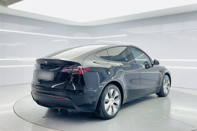 Used Tesla Model Y 2022 Rear-Wheel-Drive Version
